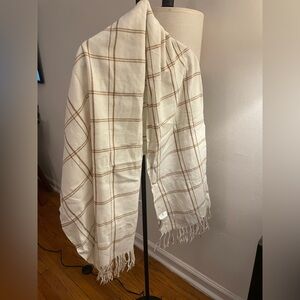 LOFT White and Tan Checkered Scarf